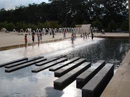Municipio de Medellín Antioquia, revive sus pantallas de agua.